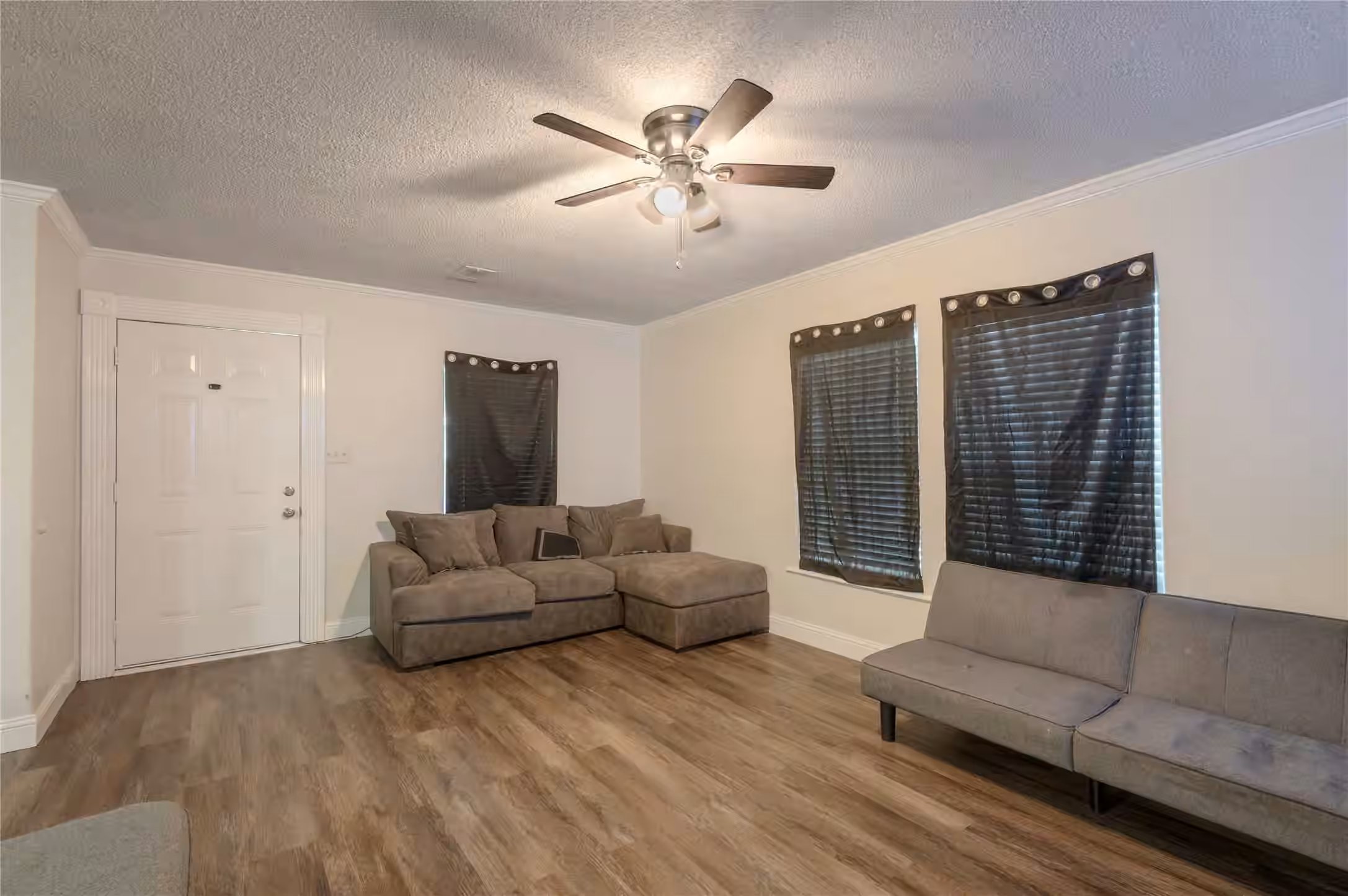 Photo 5 of 113 Varsity Drive, Huntsville, TX