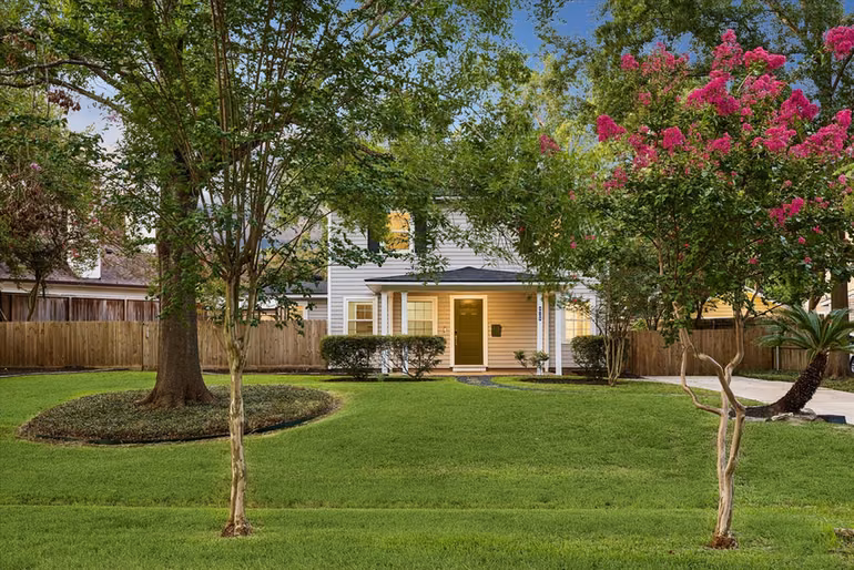 Photo 4 of 858 Azalea Street, Houston, TX