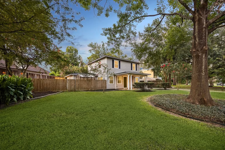 Photo 5 of 858 Azalea Street, Houston, TX