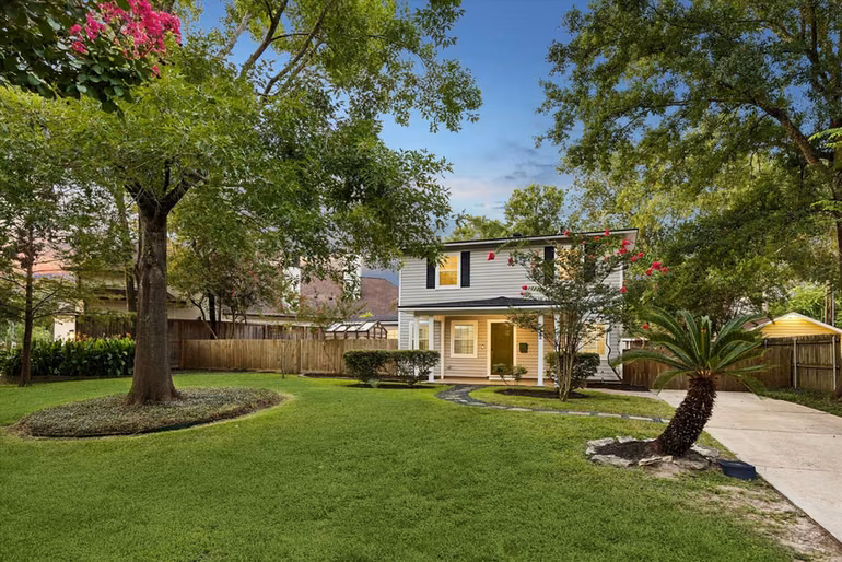 Photo 6 of 858 Azalea Street, Houston, TX