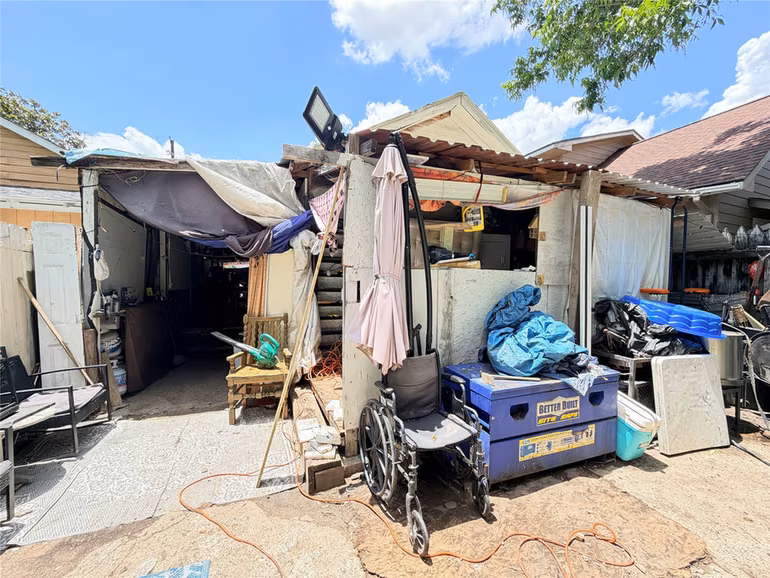Photo 5 of 7037 Avenue L, Houston, TX