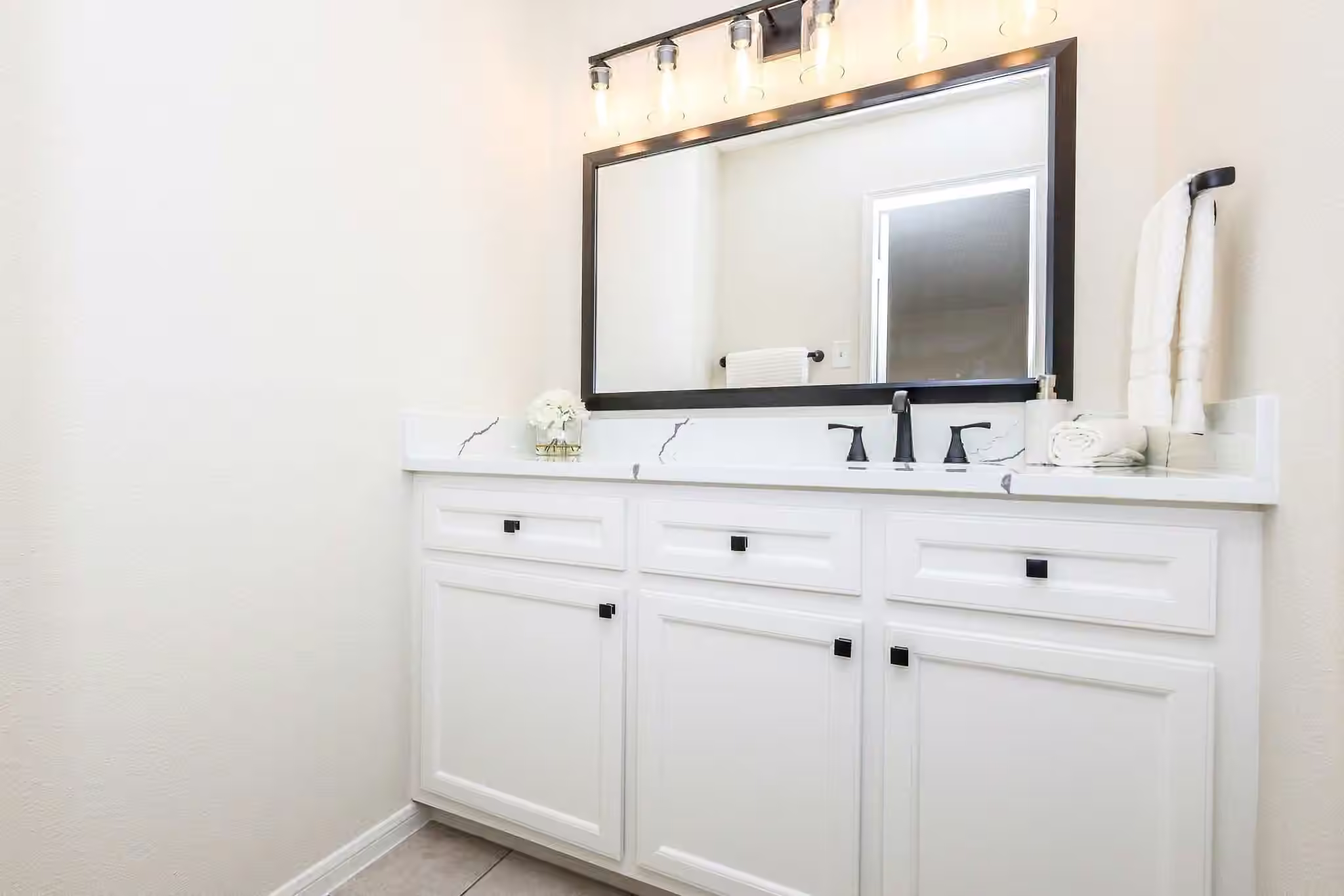 Photo 3 of 3100 Jeanetta Street 1404, Houston, TX