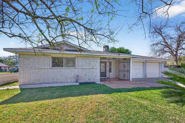 Photo 2 of 13902 Ambrose Street, Houston, TX