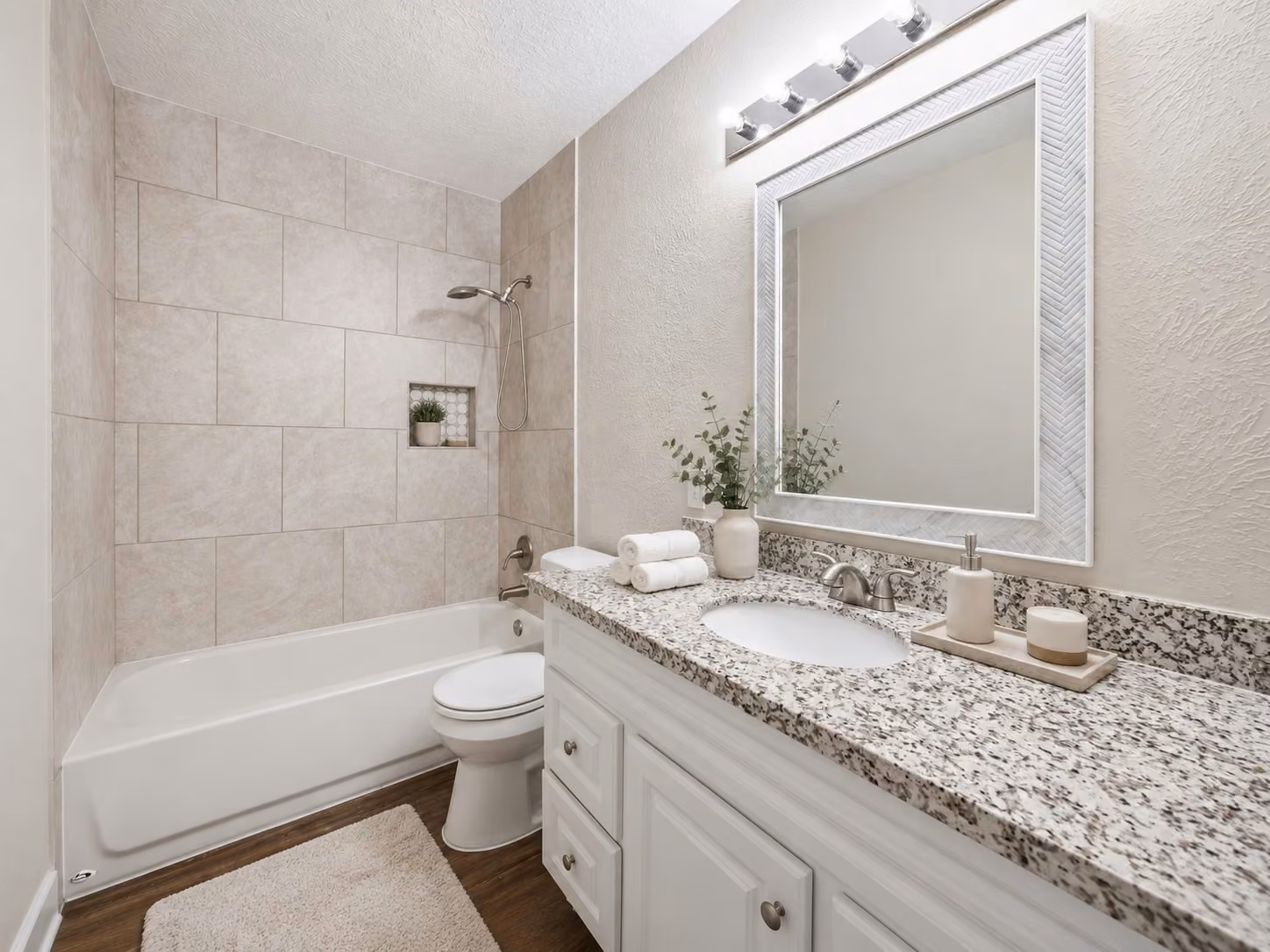 Photo 5 of 113 E Witcher Lane, Houston, TX