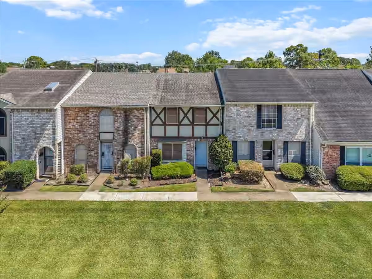 Photo 3 of 12278 Beamer Road, Houston, TX