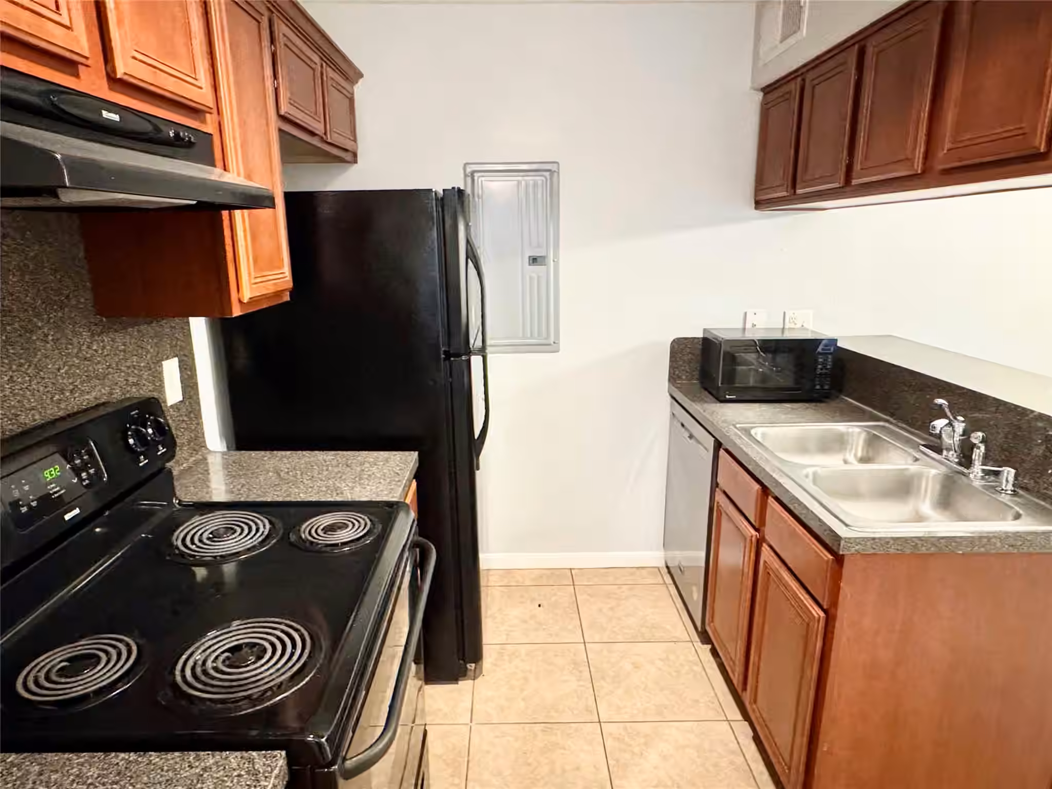 Photo 7 of 700 Thicket Lane 406, Houston, TX