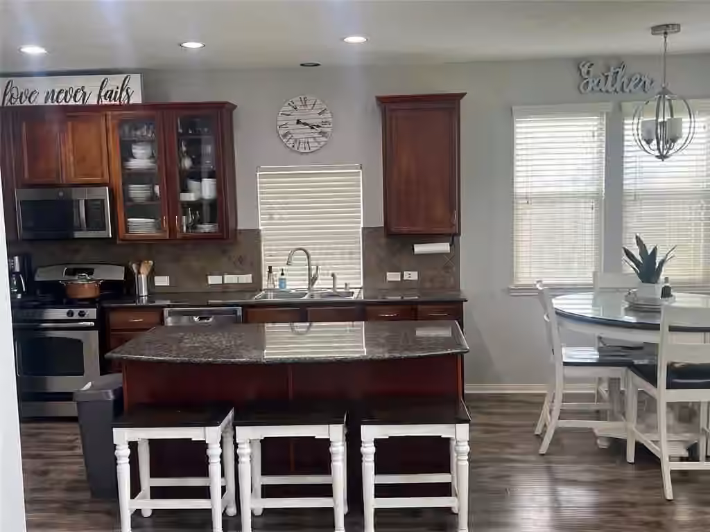 Photo 5 of 1702 Lansing Cove Drive, Fresno, TX