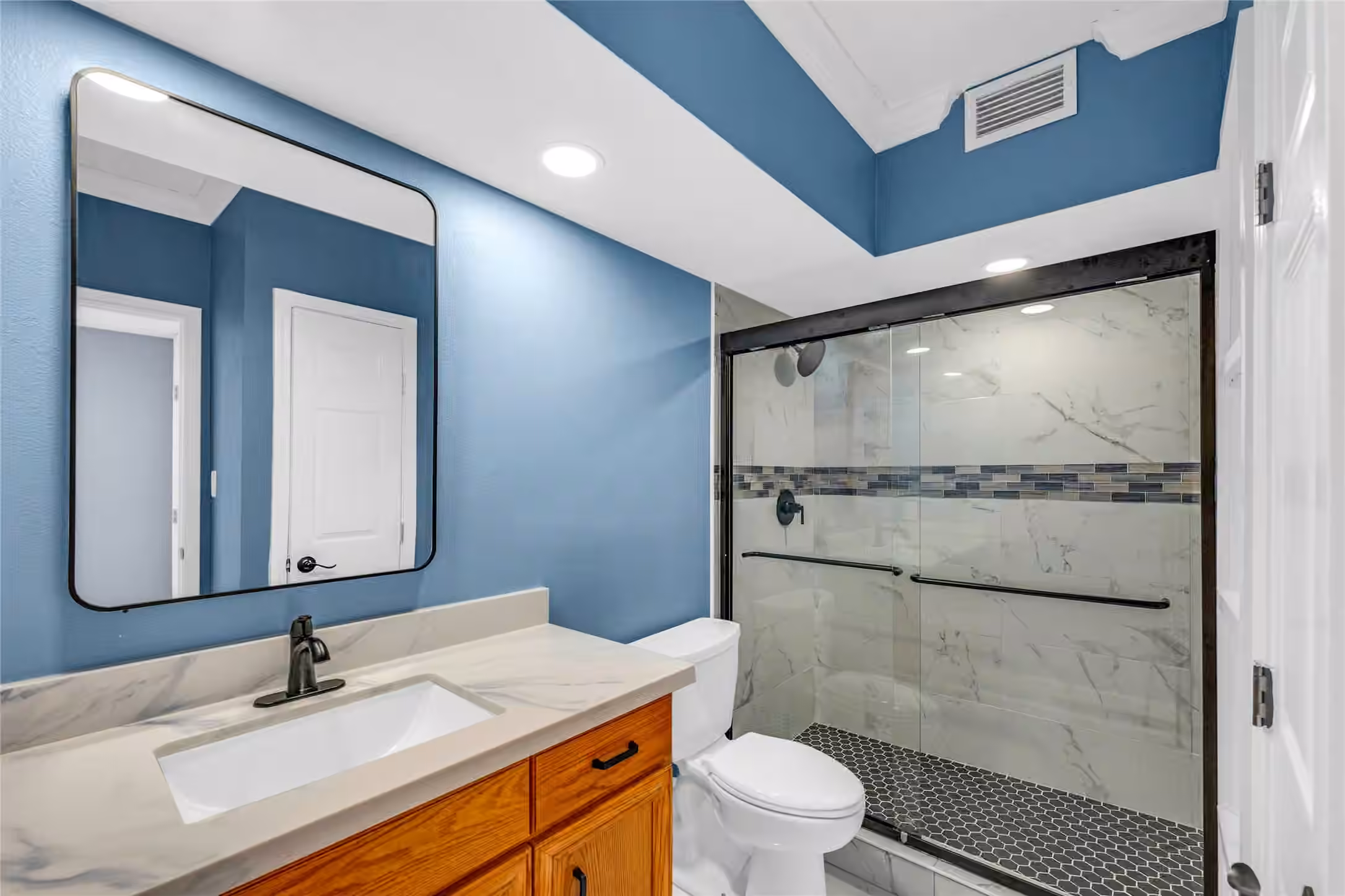 Photo 6 of 5220 Seawall Boulevard 331, Galveston, TX