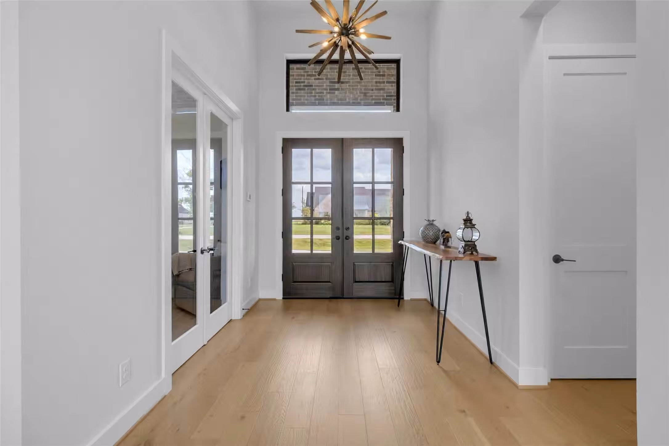 Photo 6 of 1024 Lake Breeze Drive, Waller, TX