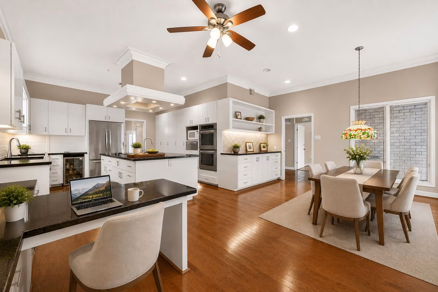 Photo 5 of 3007 Bainbridge Court, Sugar Land, TX
