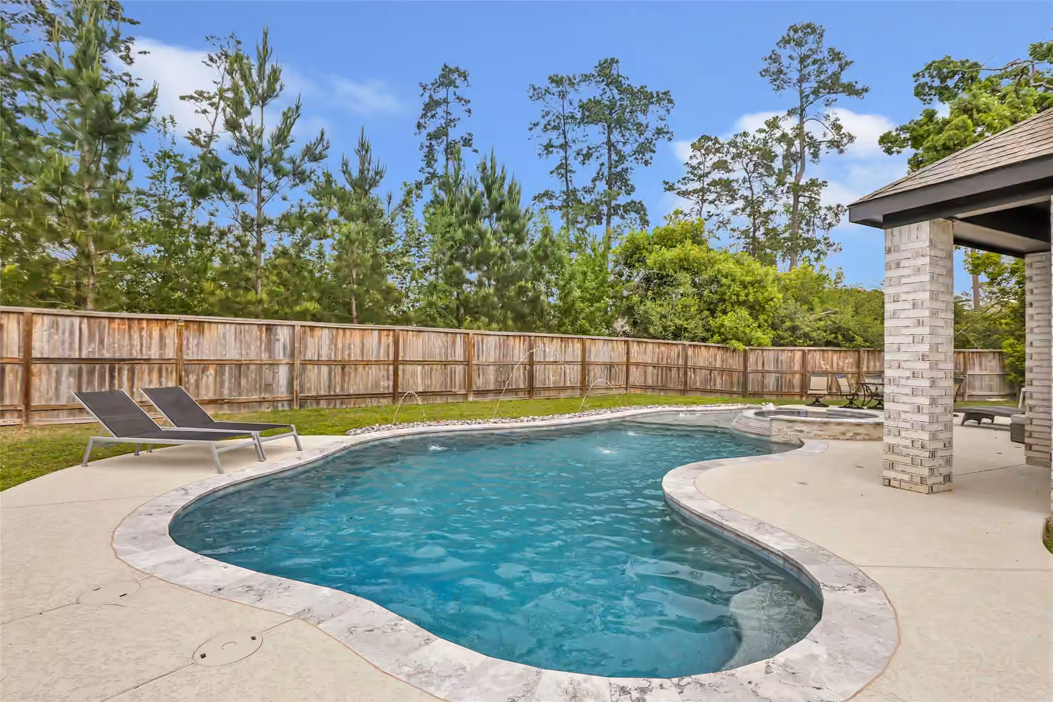 Photo of 527 Chestnut Reef Court, Conroe, TX 77304