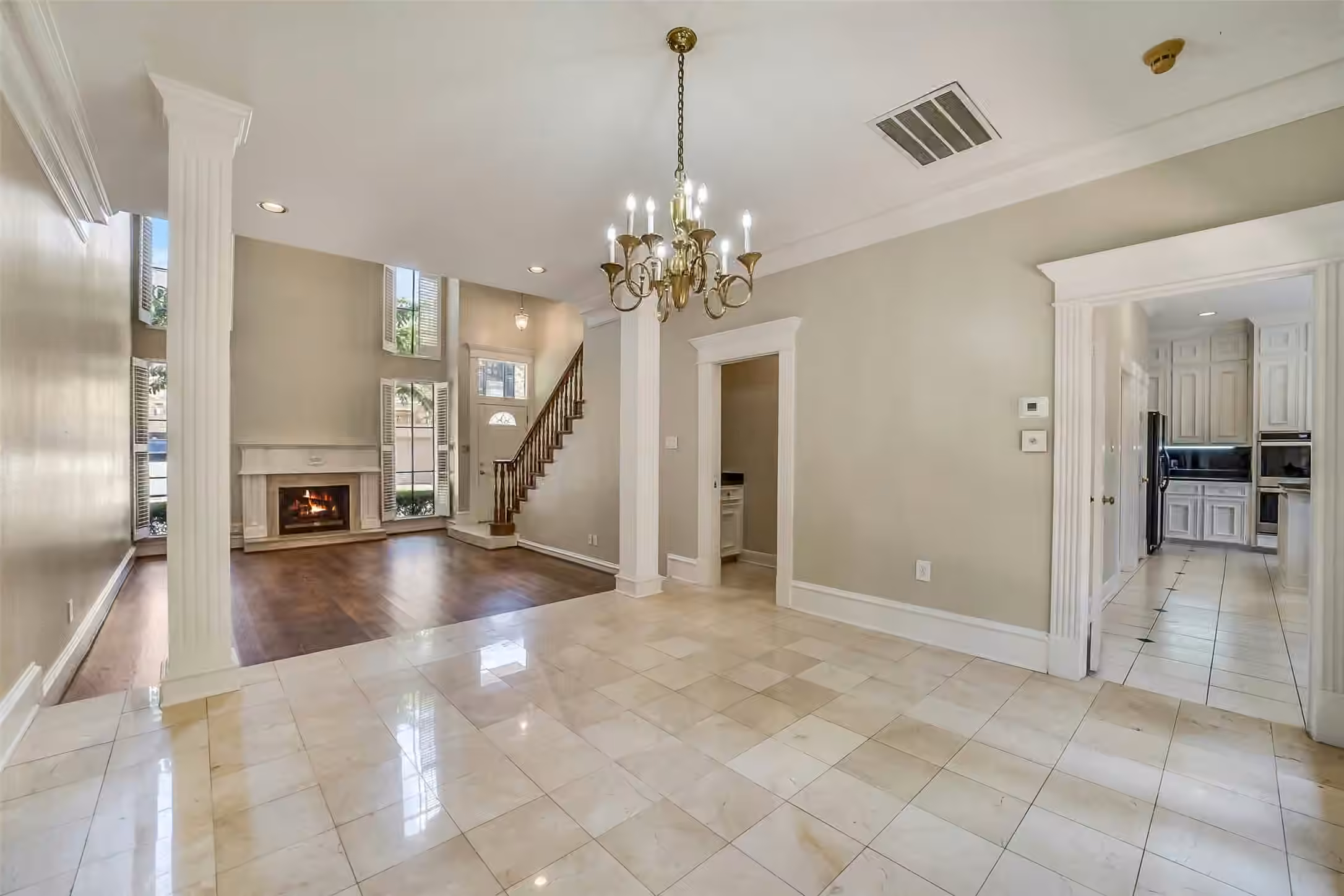 Photo 7 of 1605 Nantucket Drive B, Houston, TX