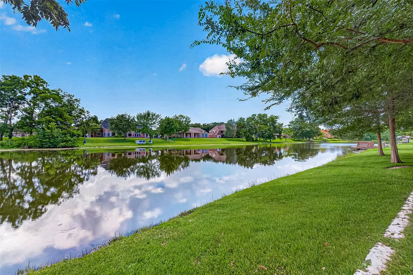 Photo 2 of 4519 Oxbow Circle W, Fulshear, TX
