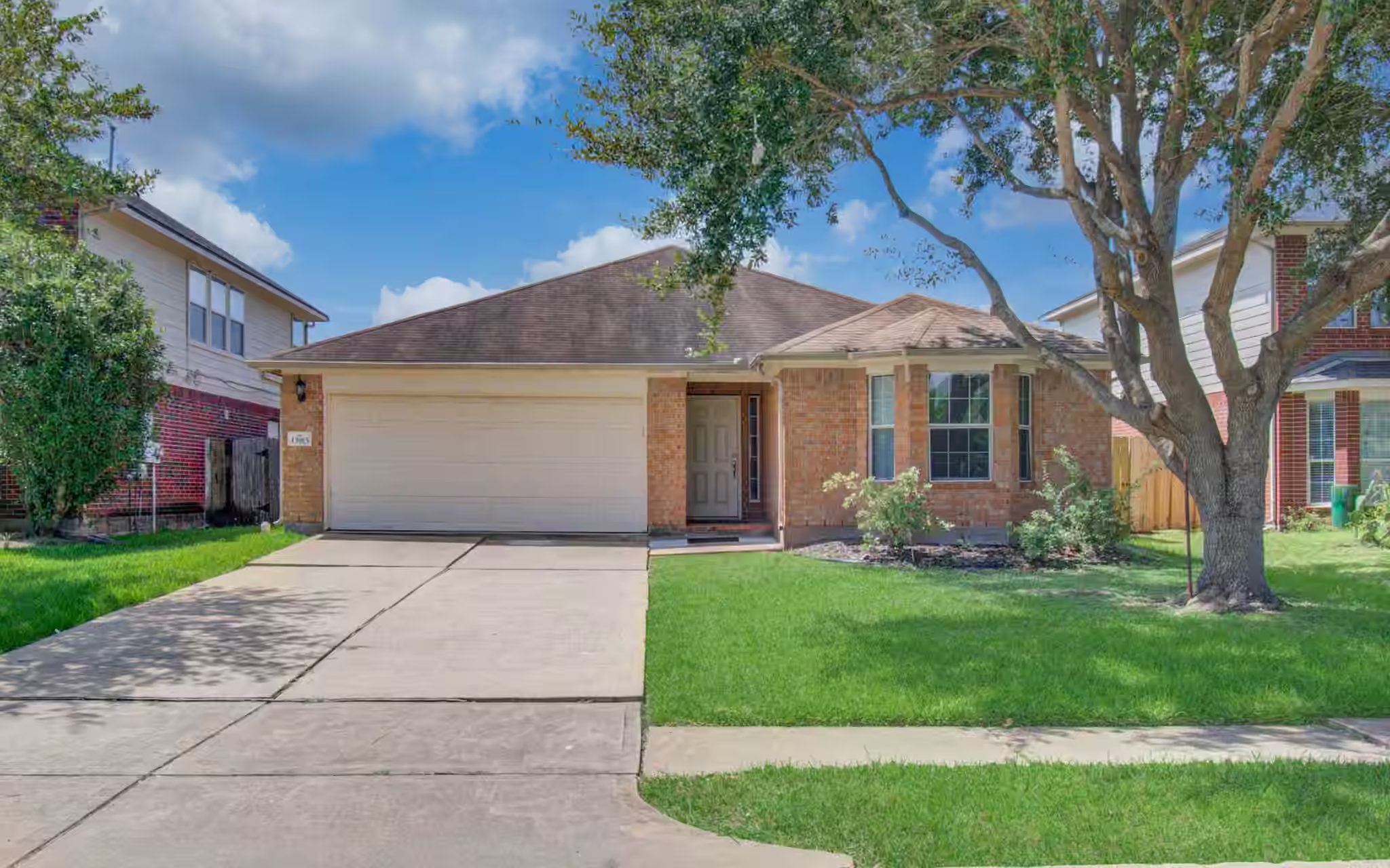 Photo 2 of 13915 Fort Nelson Drive, Houston, TX