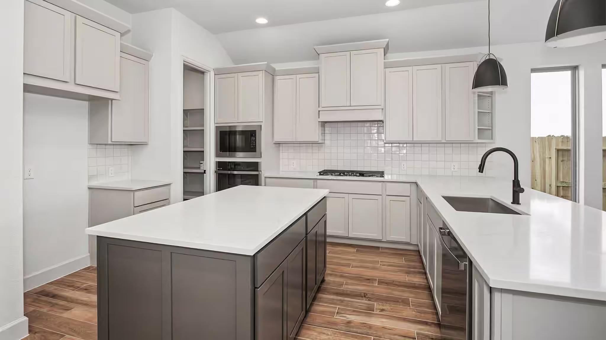 Photo 3 of 1080 Alpine View Lane, Katy, TX