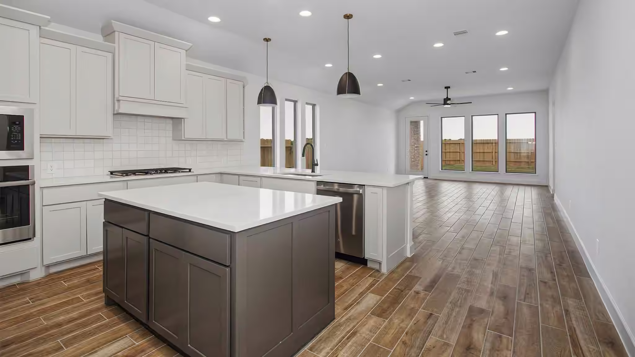 Photo 4 of 1080 Alpine View Lane, Katy, TX