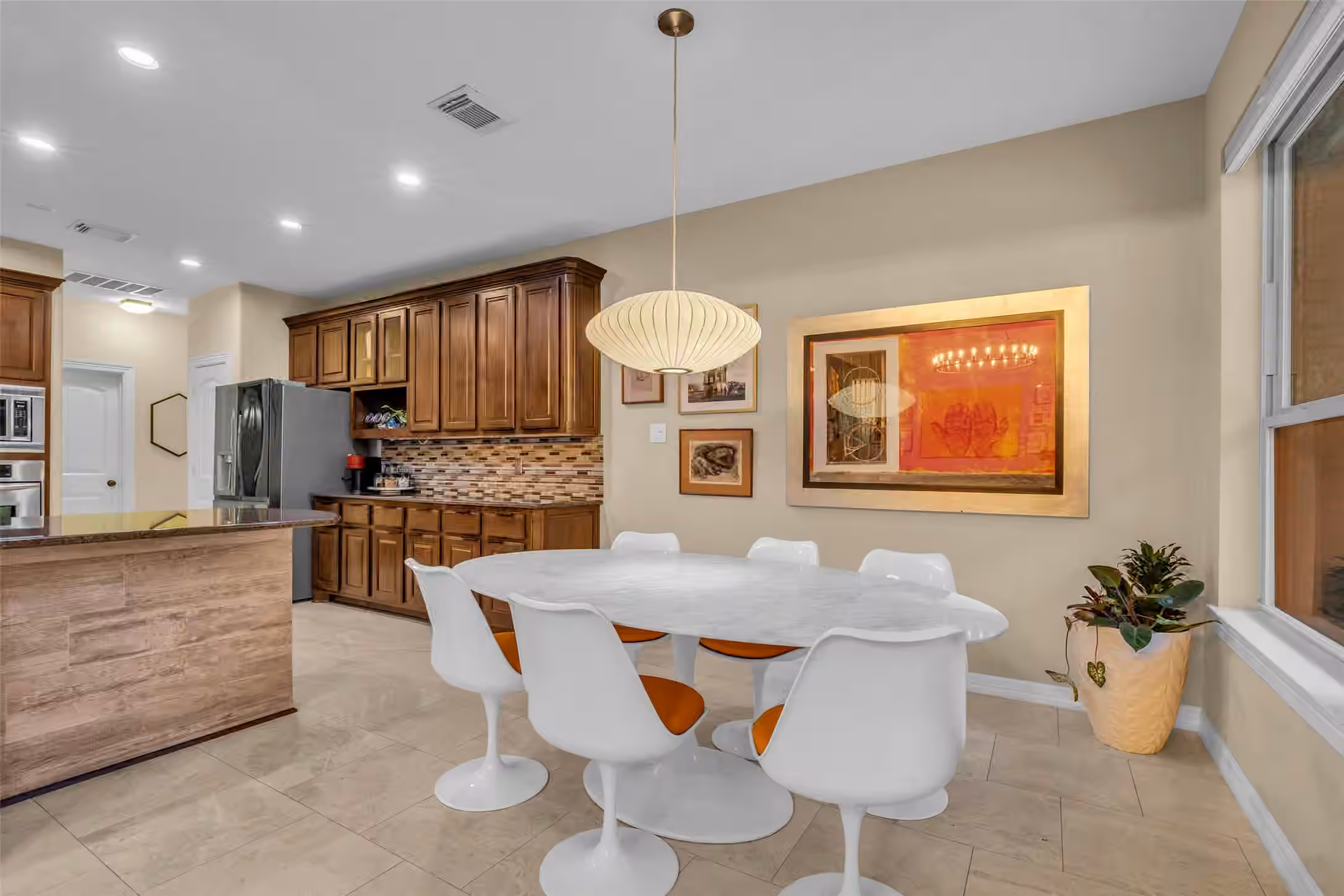 Photo 5 of 2 Glistening Pond Place, The Woodlands, TX