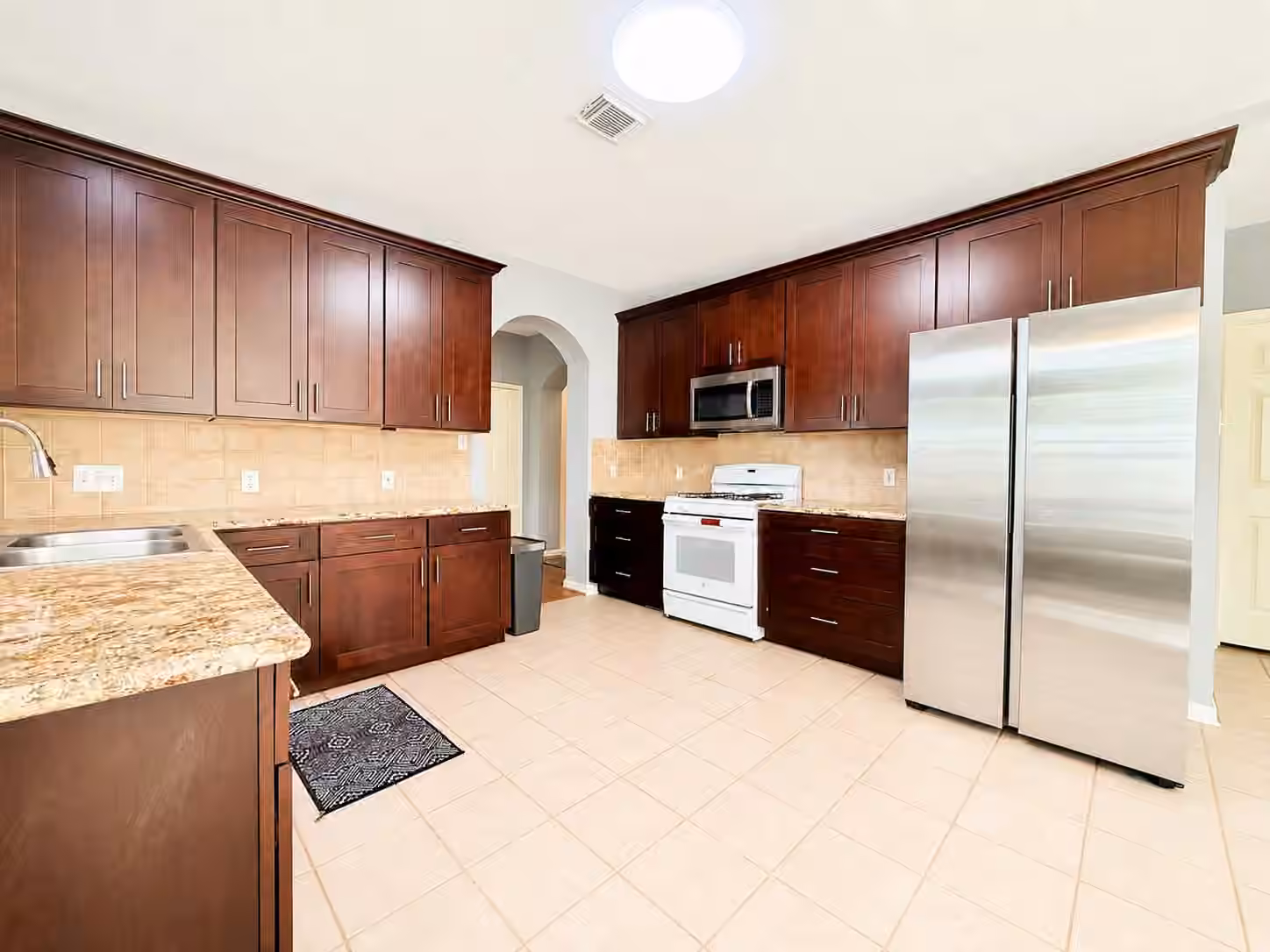 Photo 4 of 8418 Manassas Lane, Houston, TX
