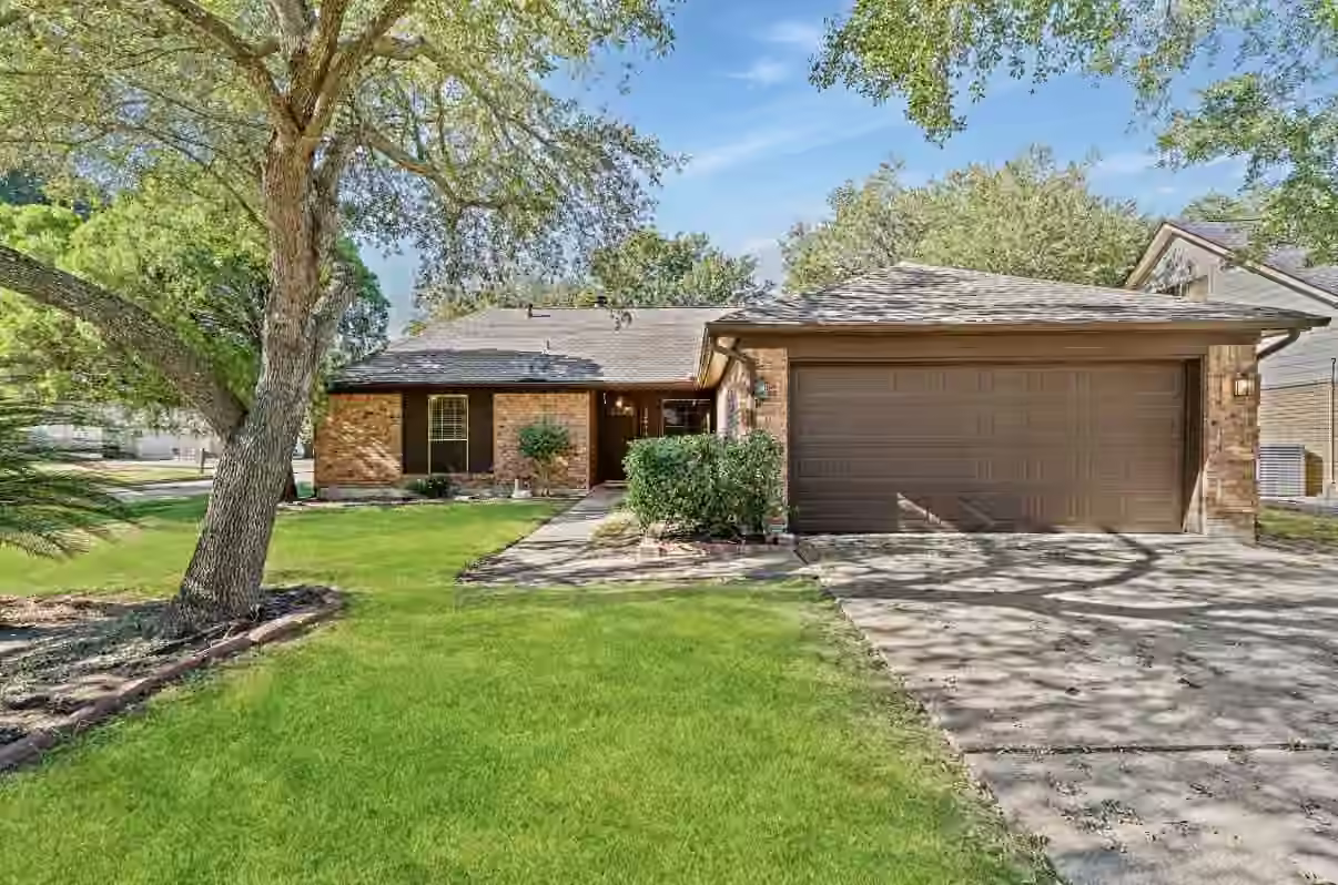 Photo 2 of 22018 Silver Lode Drive, Katy, TX
