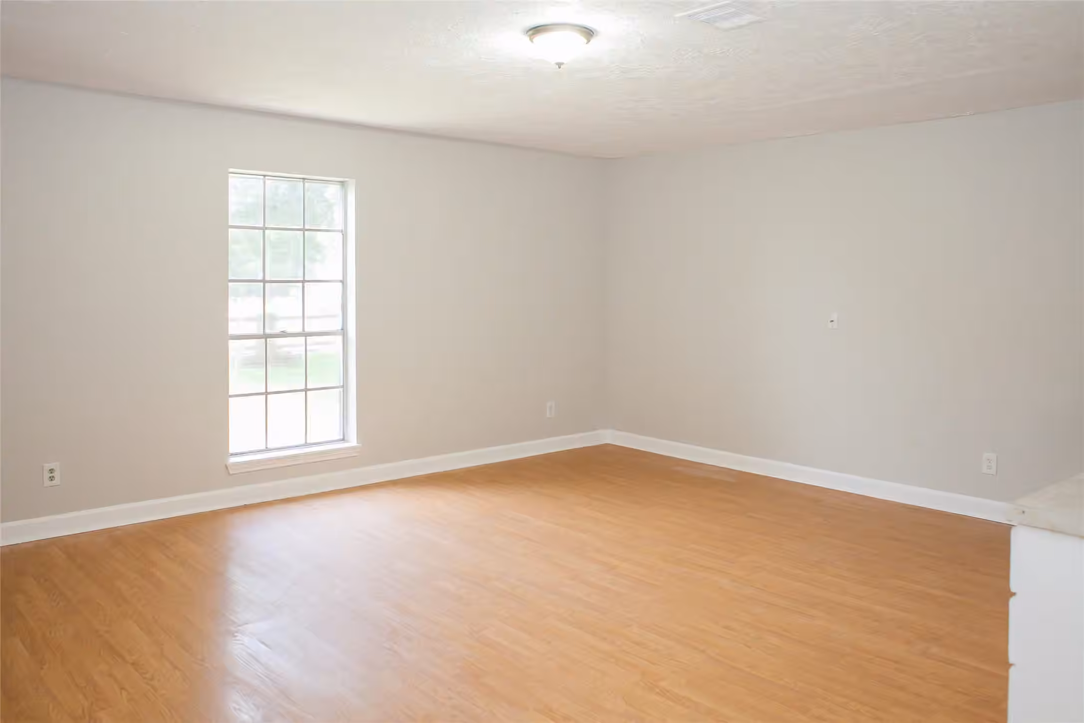 Photo 7 of 912 Robinson Road, La Porte, TX