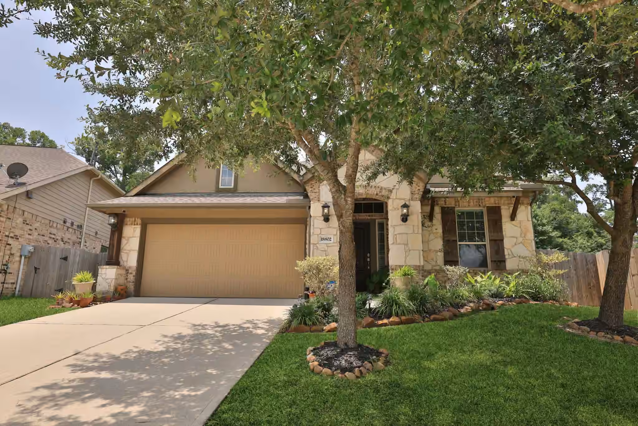 Photo 3 of 18802 Rosewood Terrace Drive, New Caney, TX