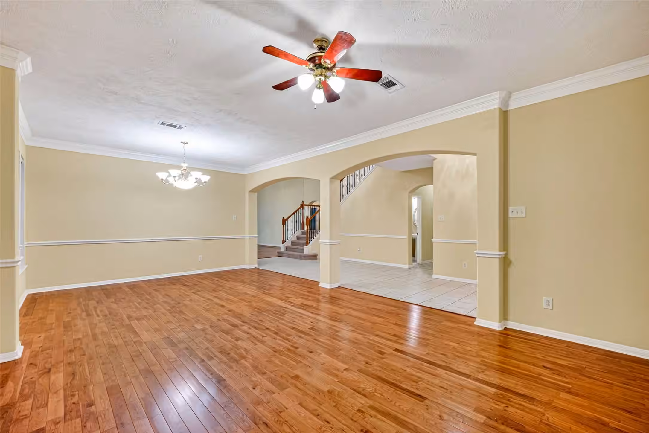 Photo 6 of 4907 Elmwood Court, Baytown, TX