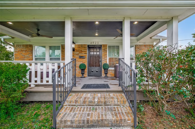 Photo 2 of 4923 Wayne Street, Houston, TX