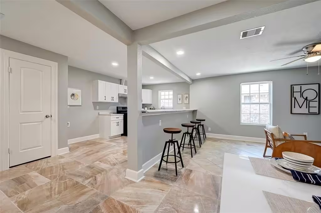 Photo 5 of 8915 Klondike Street, Houston, TX