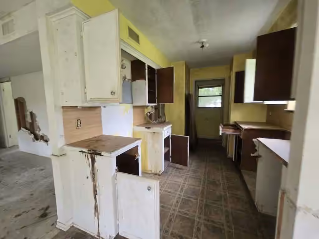 Photo 6 of 613 Shell Avenue, Cleveland, TX
