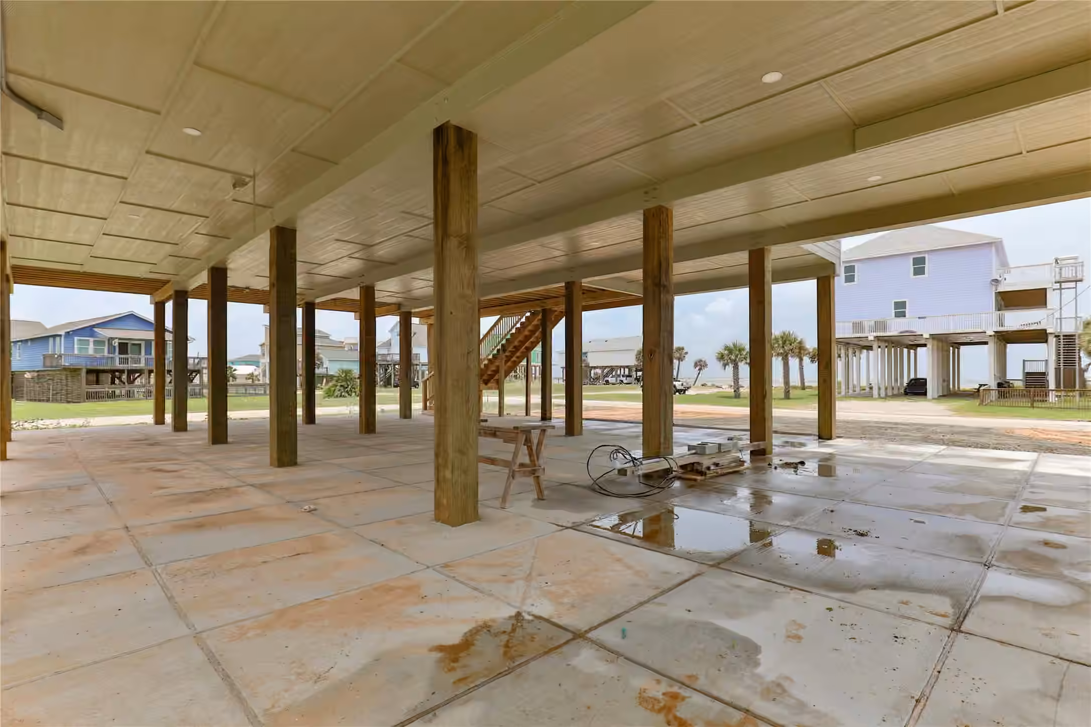 Photo 3 of 13031 Jolly Roger Drive, Freeport, TX