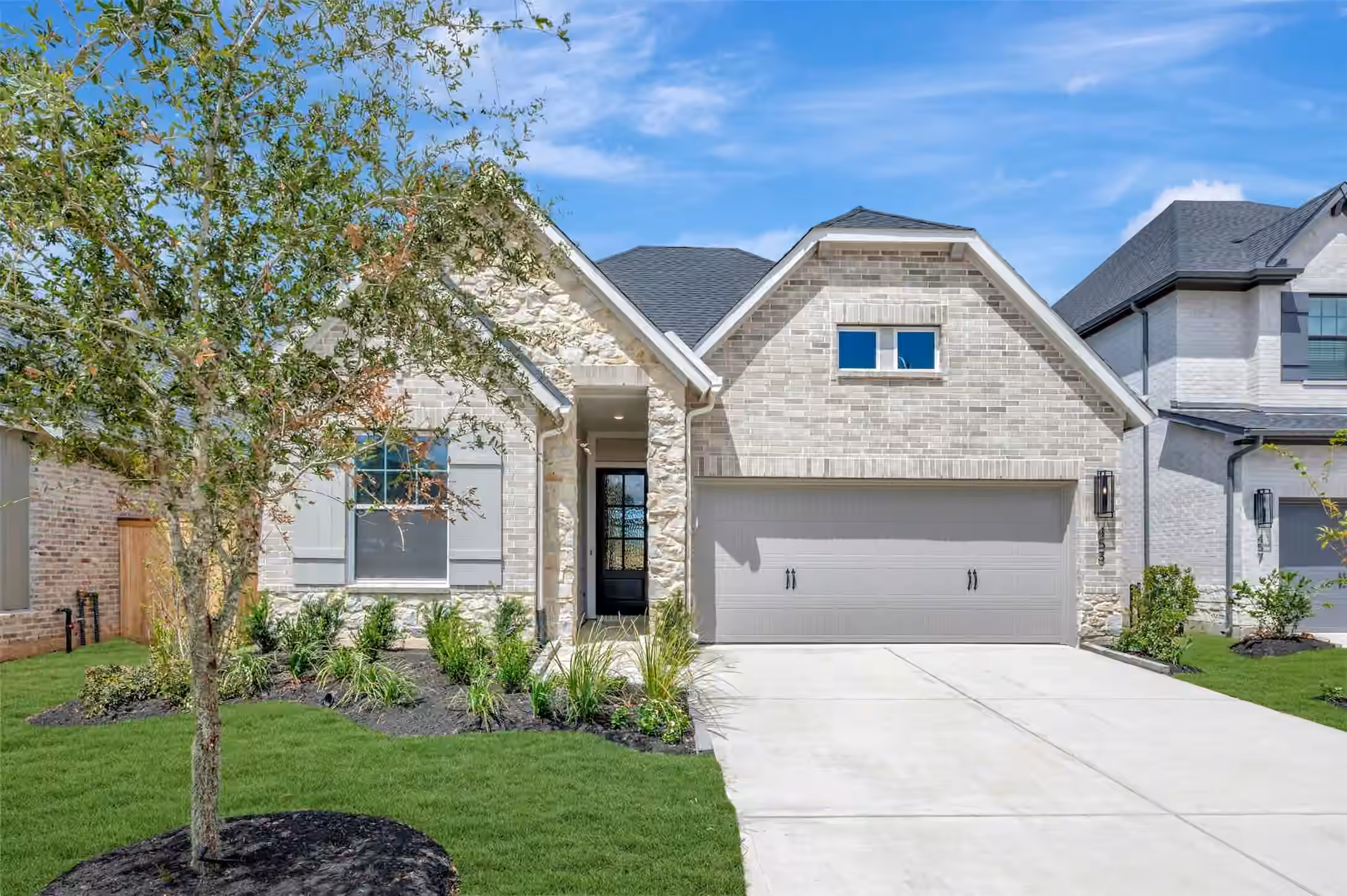 Photo 2 of 453 Wild Thicket Drive, Katy, TX