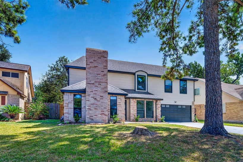 Photo 2 of 19410 Navarro Mills Drive, Tomball, TX