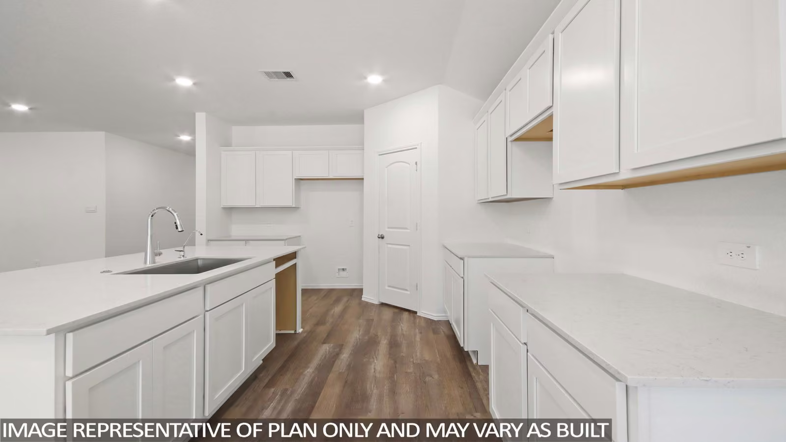 Photo 4 of 10527 Aren Road, Conroe, TX