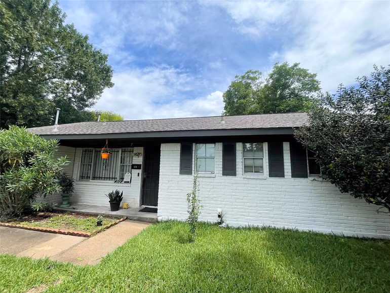 Photo of 4118 Ebbtide Drive, Houston, TX