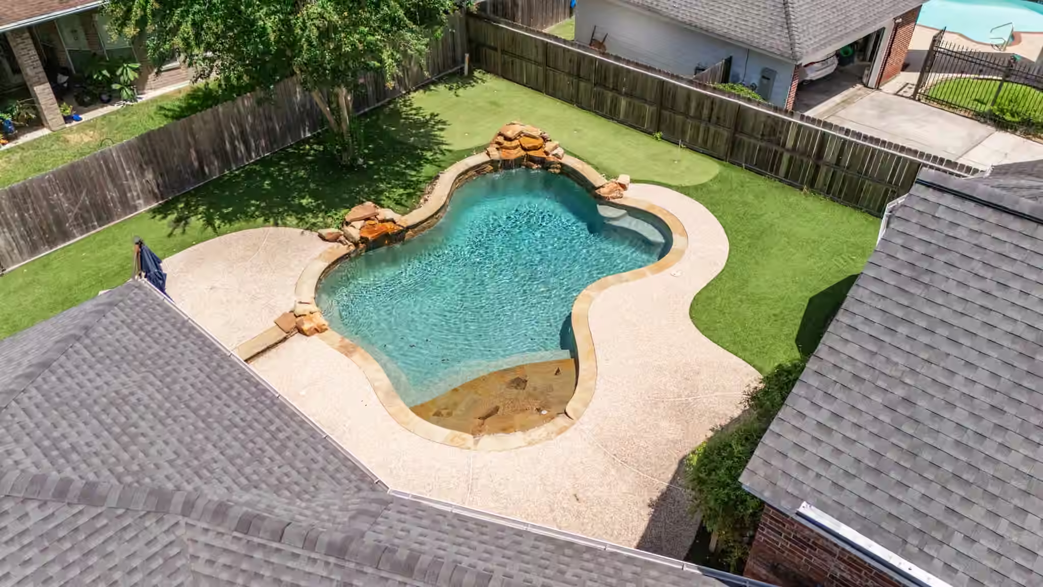 Photo 3 of 11810 Rue Beaujon Court, Tomball, TX