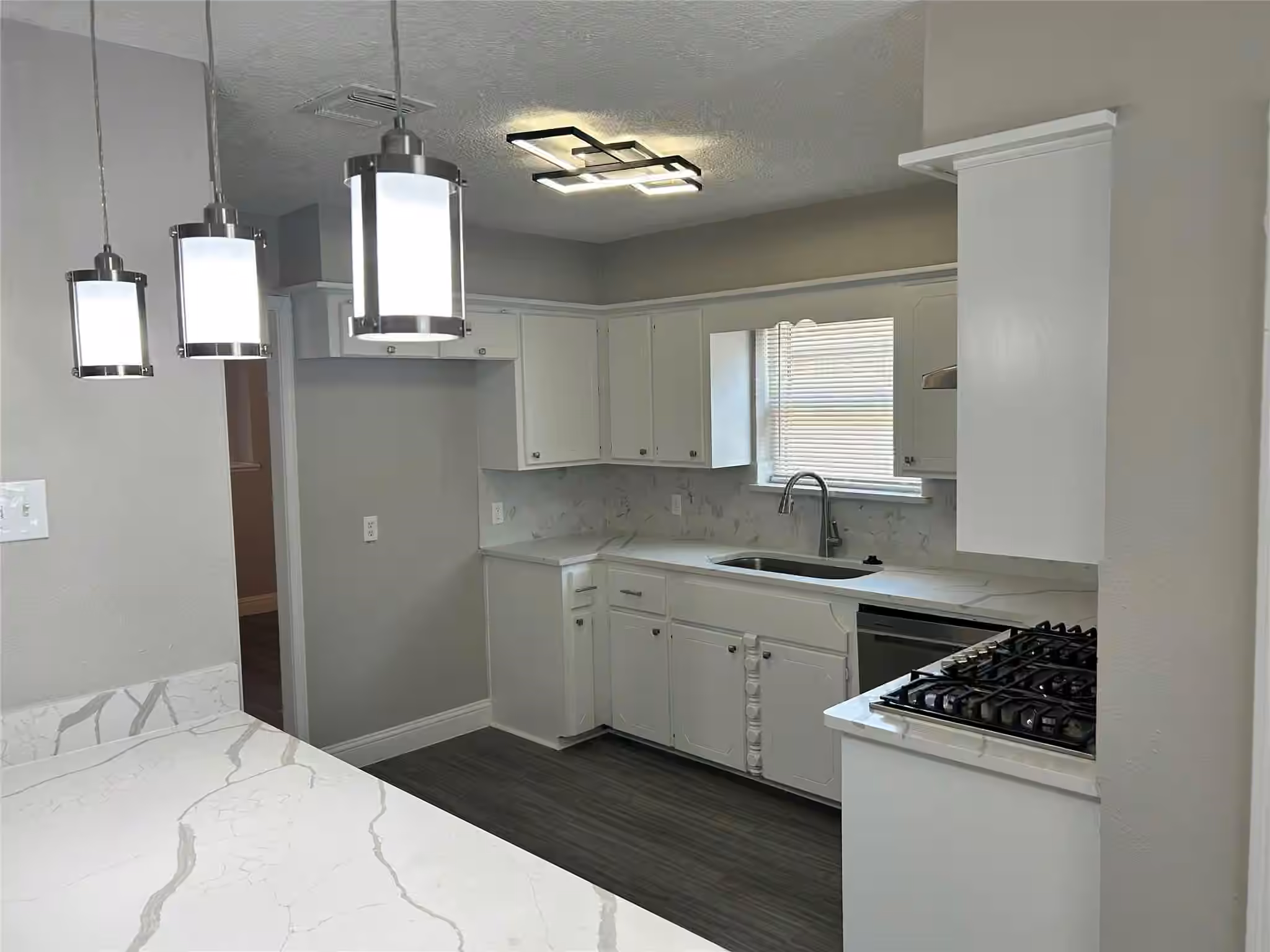 Photo 5 of 1601 Washington Drive, Deer Park, TX