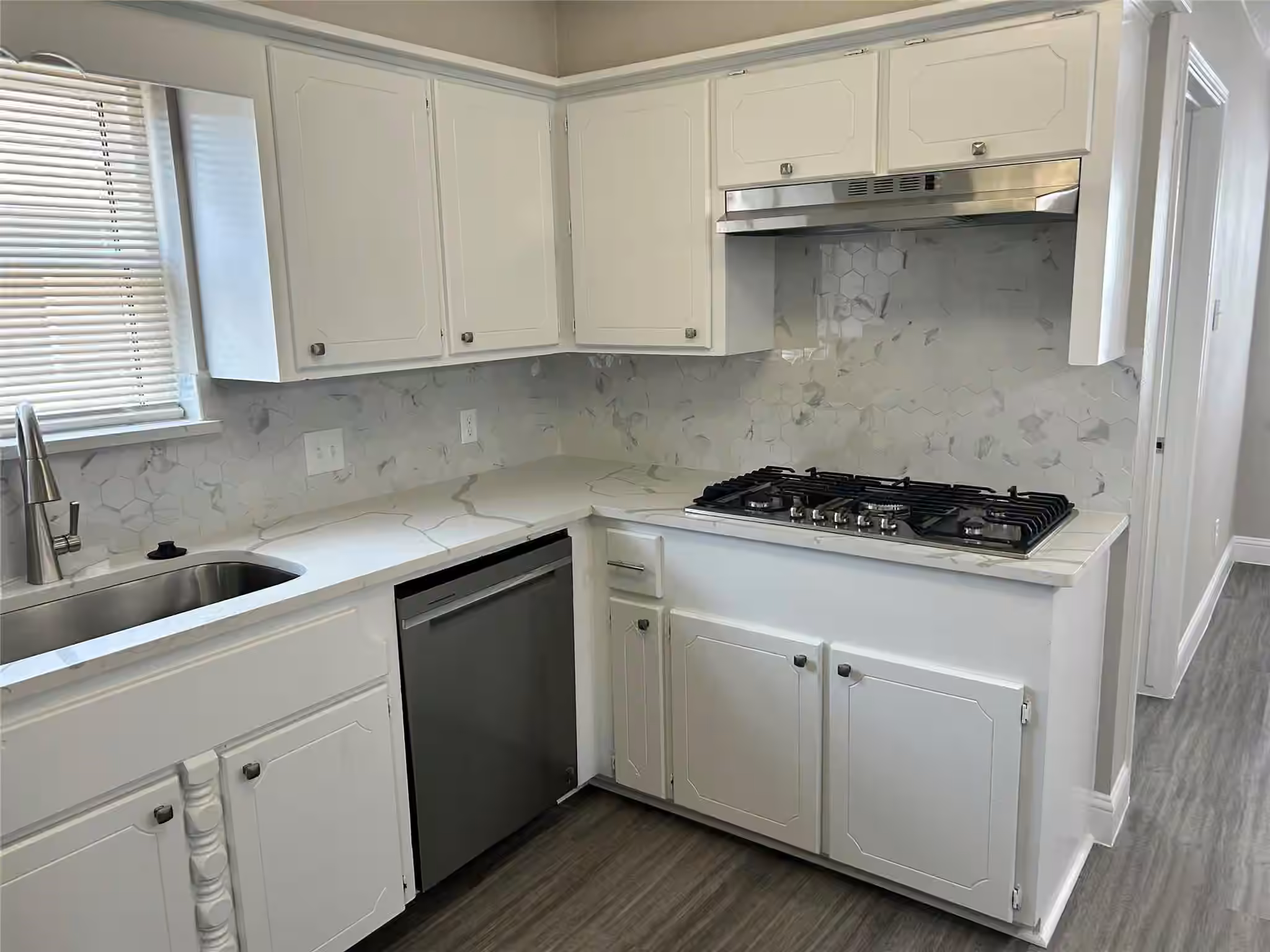 Photo 6 of 1601 Washington Drive, Deer Park, TX
