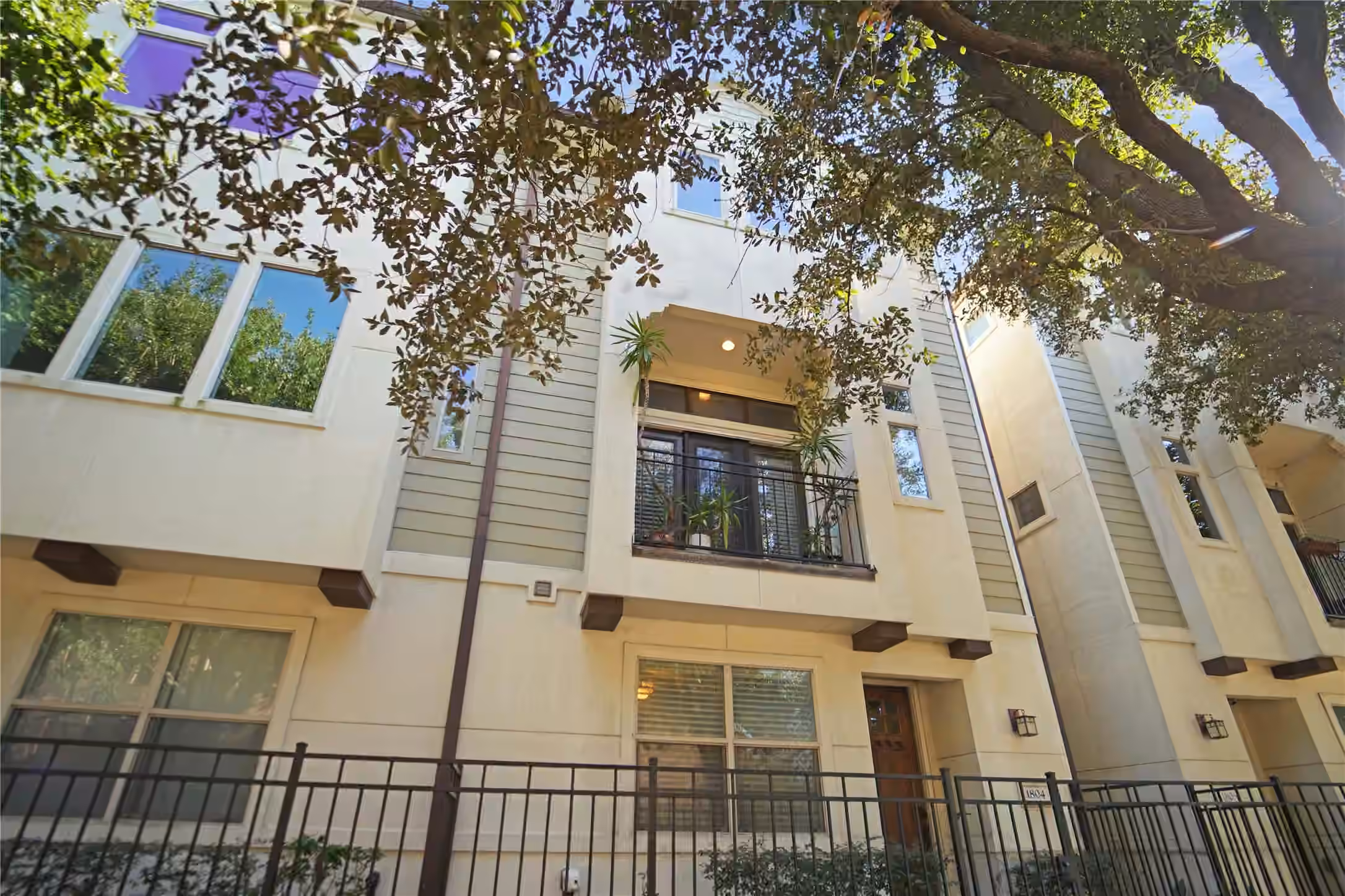 Photo 7 of 1804 Anita Street, Houston, TX