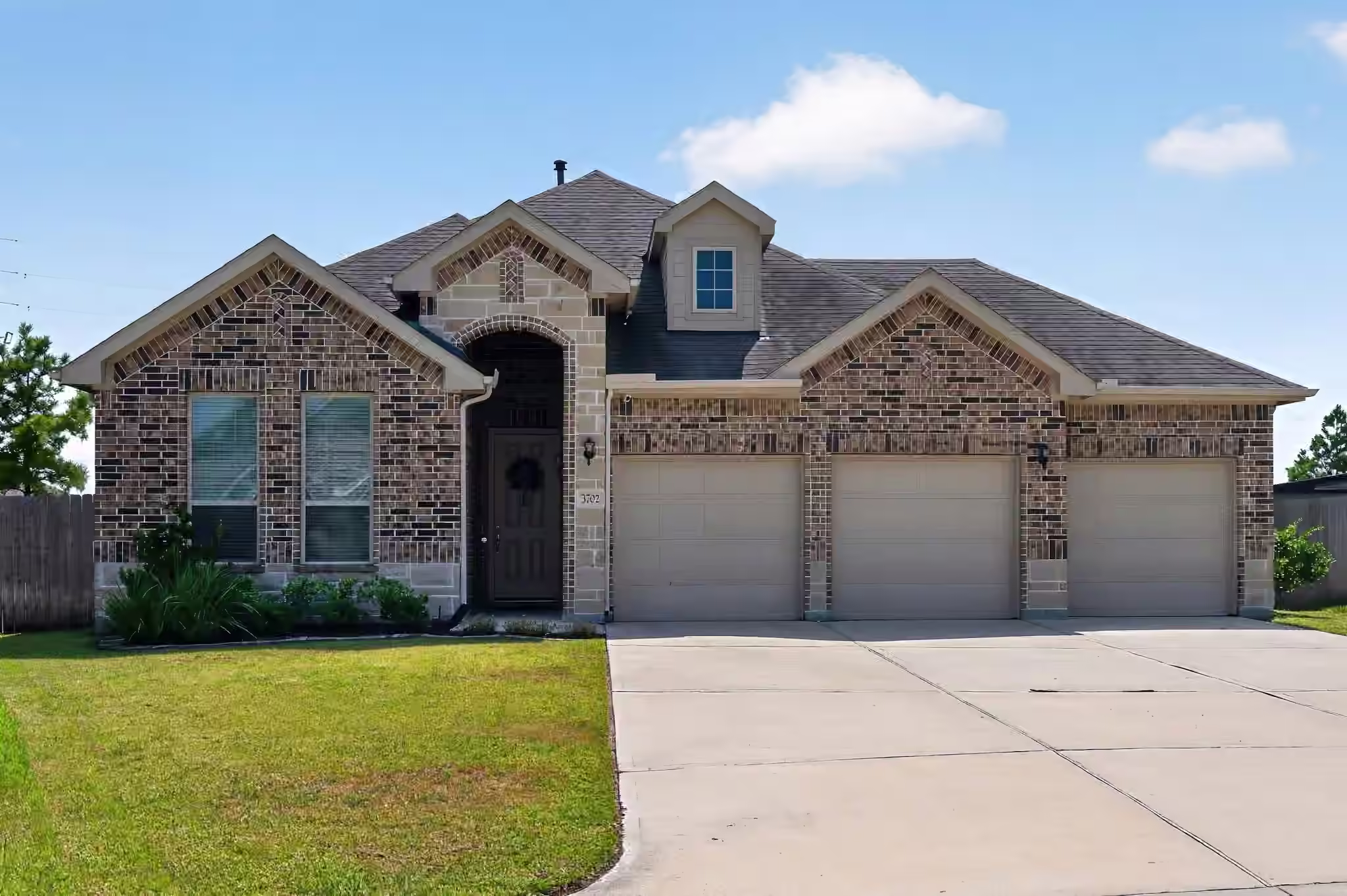Photo of 3702 Midway Gardens Drive, Spring, TX 77386