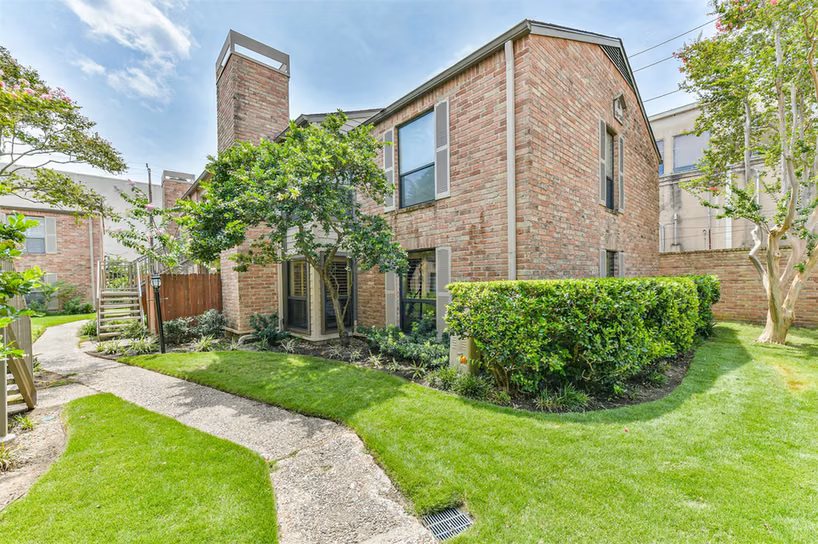 Photo 3 of 1201 Mcduffie Street 205, Houston, TX