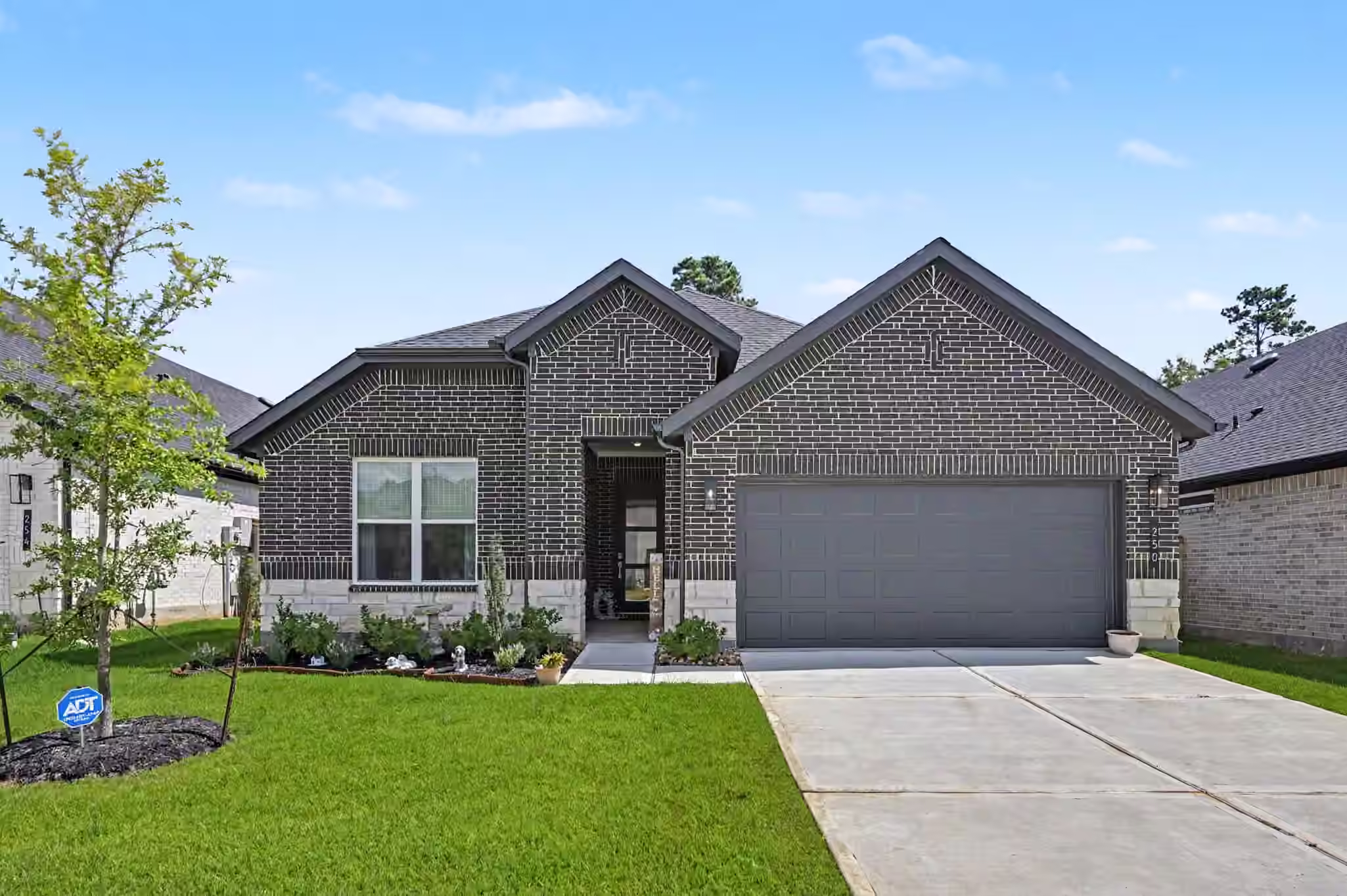 Photo of 250 Springfield Terrace Court, Conroe, TX