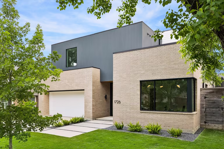 Photo 2 of 1726 Viking Drive, Houston, TX