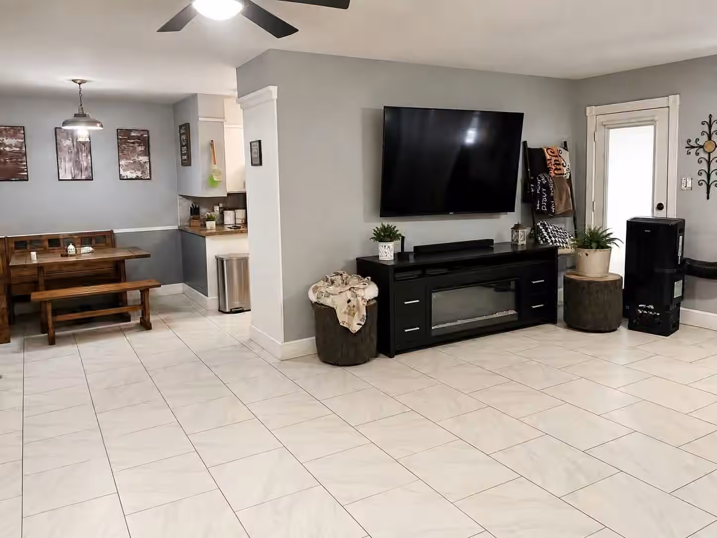 Photo 3 of 1429 Circle Drive, Sealy, TX
