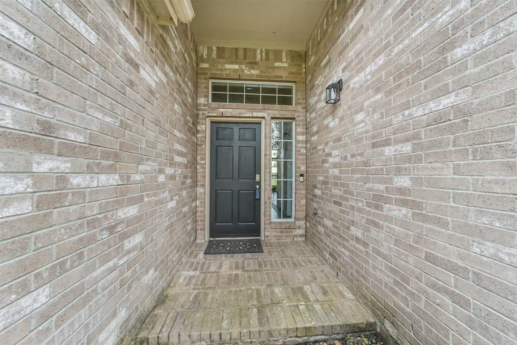 Photo 2 of 727 Merrimac Ridge Lane, Spring, TX