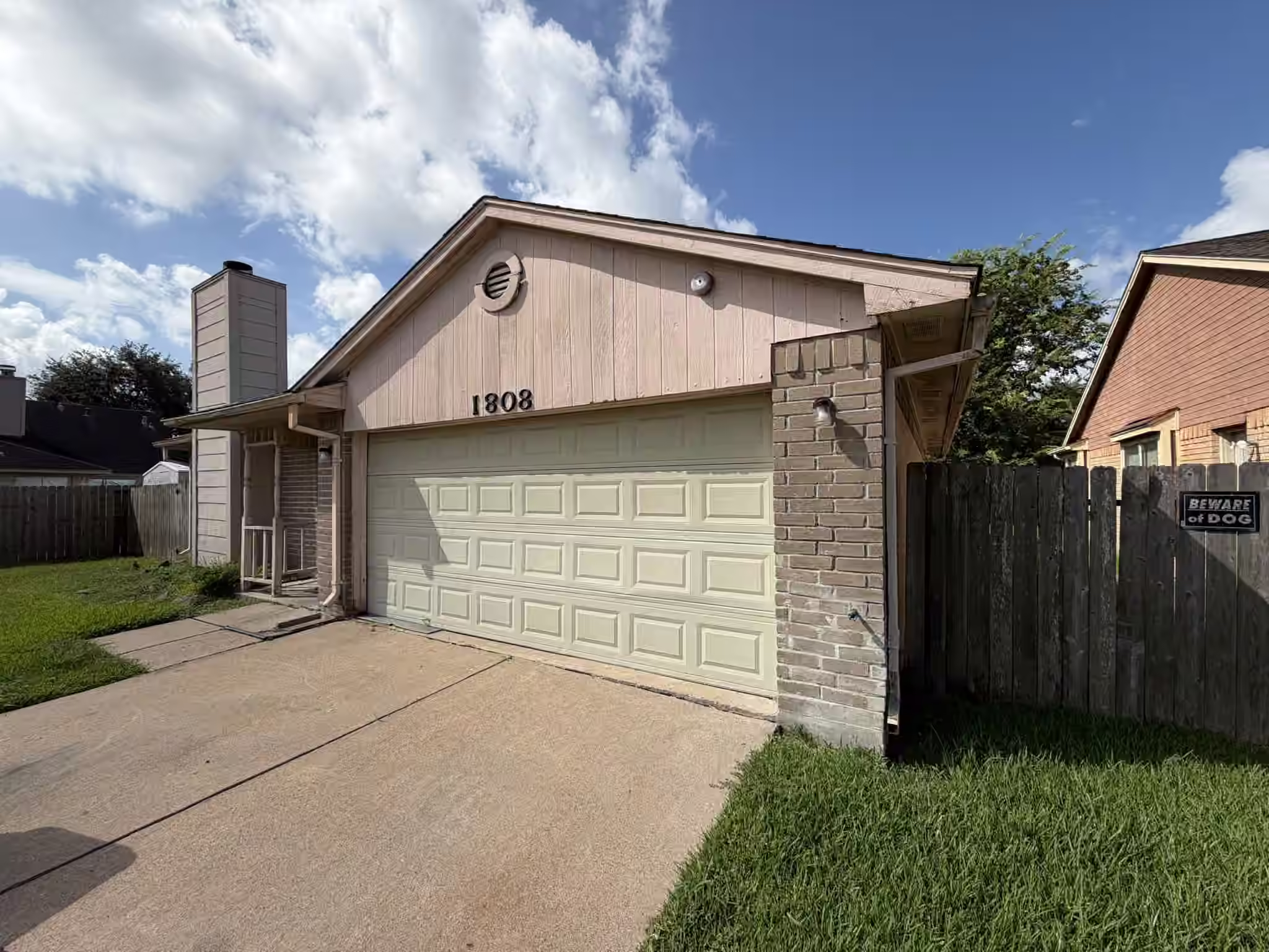 Photo 3 of 1808 Pinewood Park Drive, Missouri City, TX