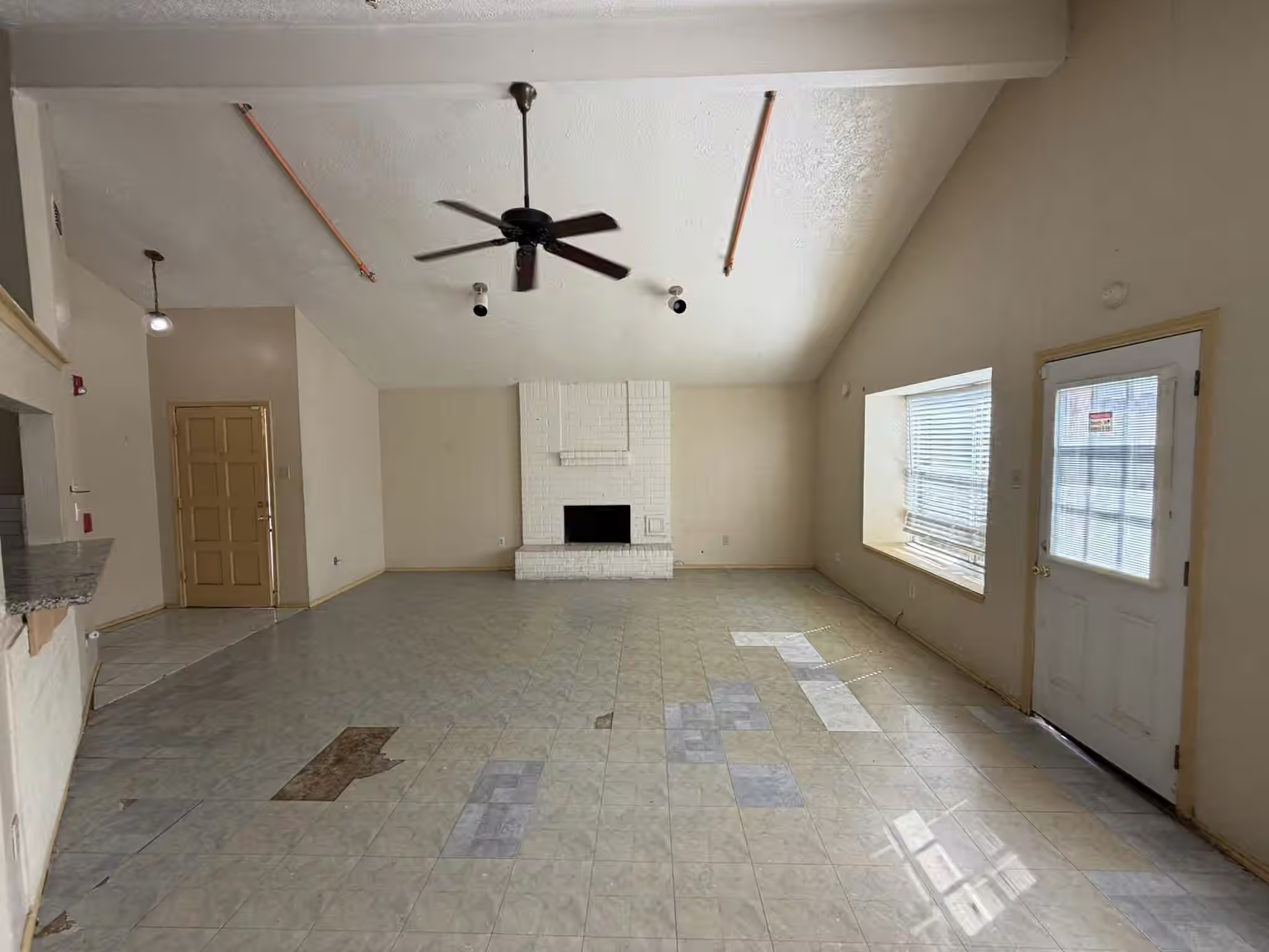 Photo 6 of 1808 Pinewood Park Drive, Missouri City, TX
