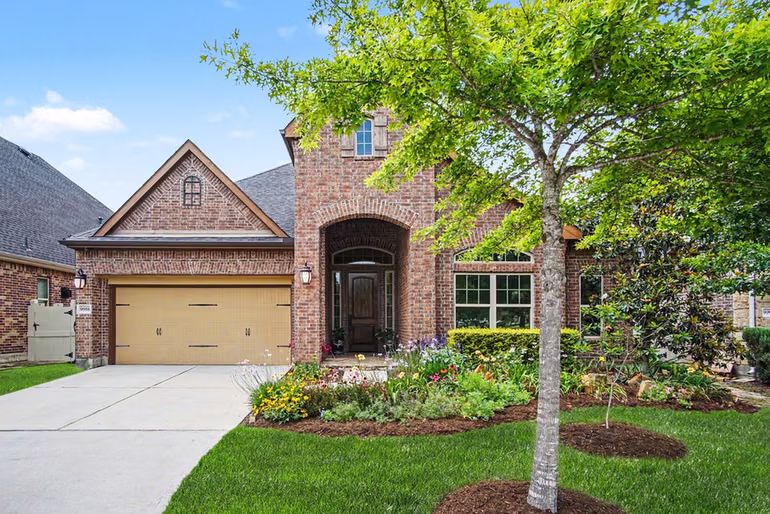 Photo 2 of 9958 Beautyberry, Conroe, TX