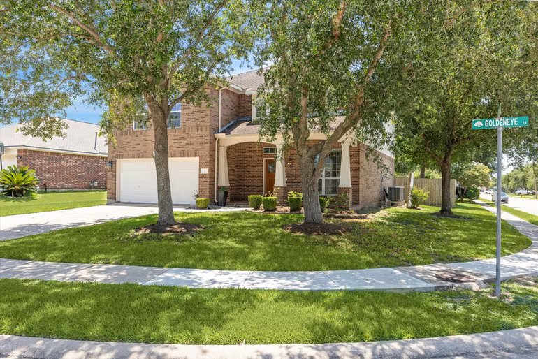Photo 2 of 2551 Goldeneye Lane, League City, TX
