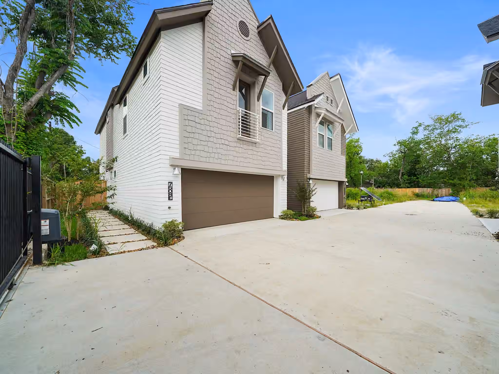 Photo 3 of 7508 Carver Road E, Houston, TX