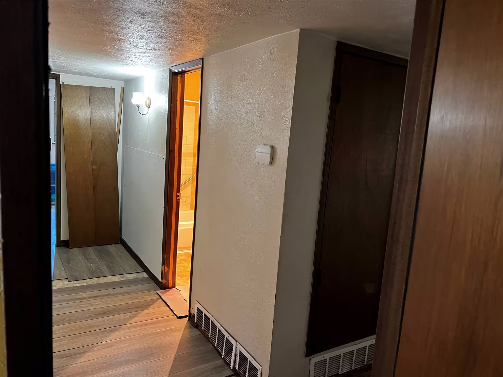 Photo 4 of 8110 Enchanted Forest Drive, Houston, TX